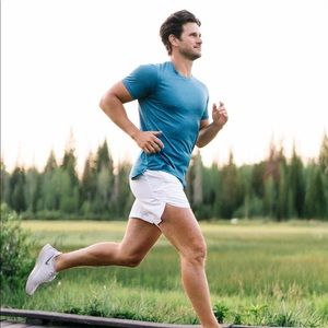 Men's white Zyia versatility shorts size xl NWT